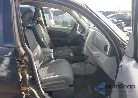 2008 Chrysler Pt Cruiser Lx from USA, damaged, VIN 3A8FY48B18T117576